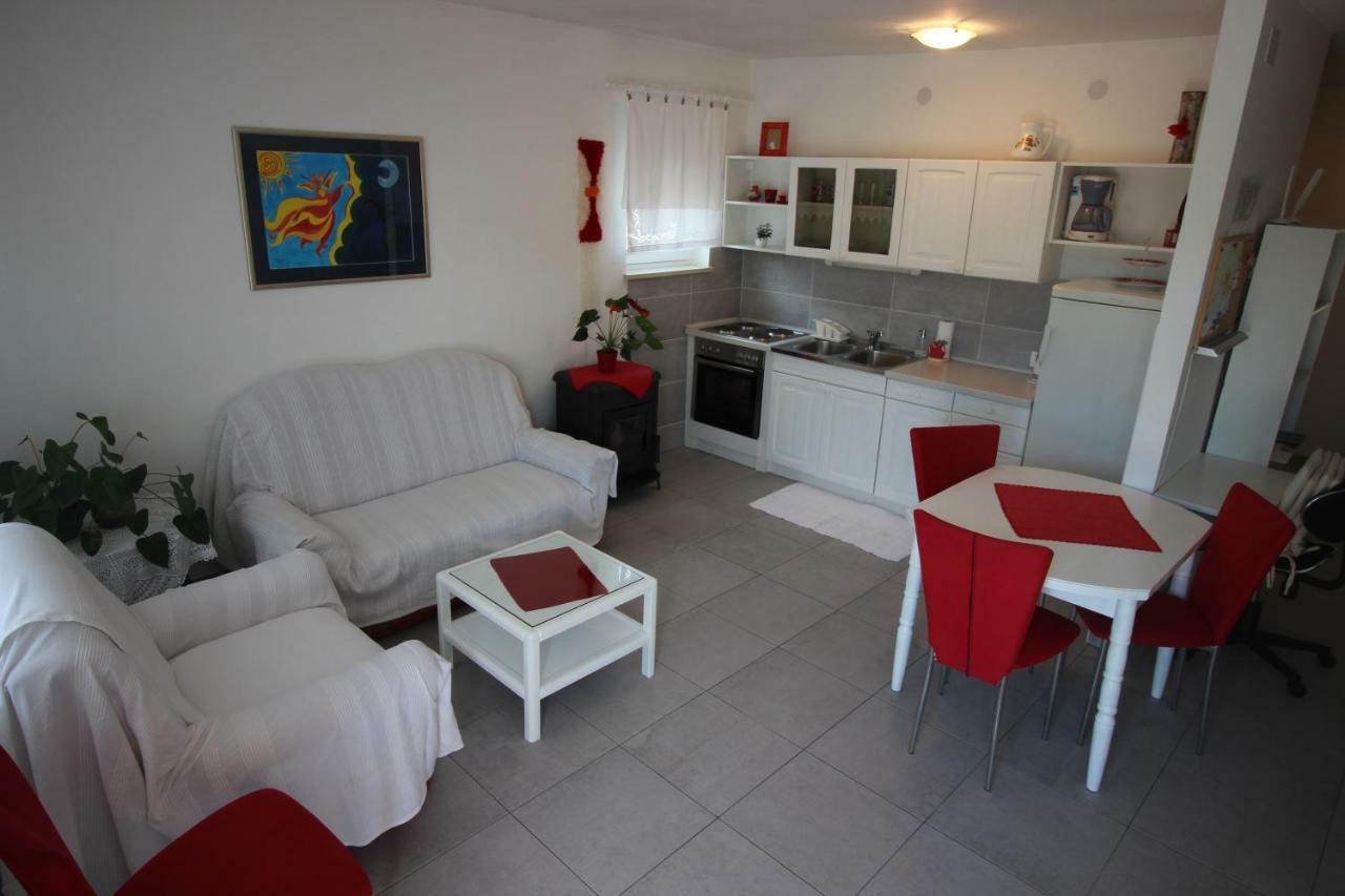 Apartment Vanda Novi Vinodolski Bagian luar foto