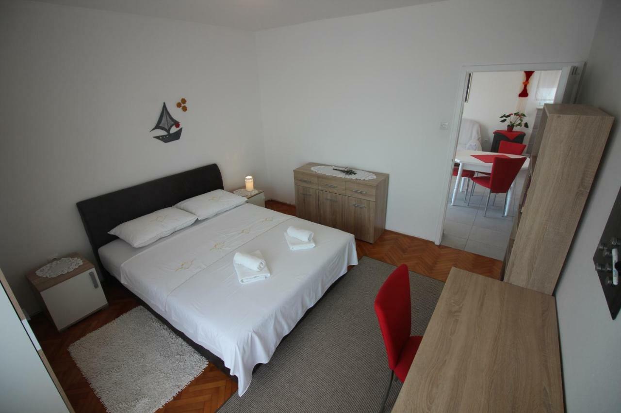 Apartment Vanda Novi Vinodolski Bagian luar foto
