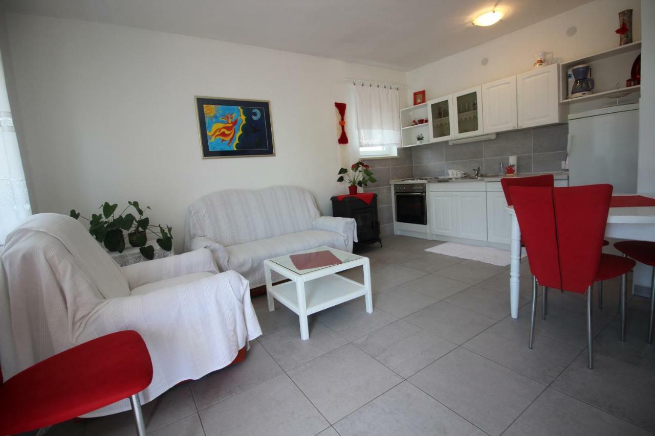 Apartment Vanda Novi Vinodolski Bagian luar foto