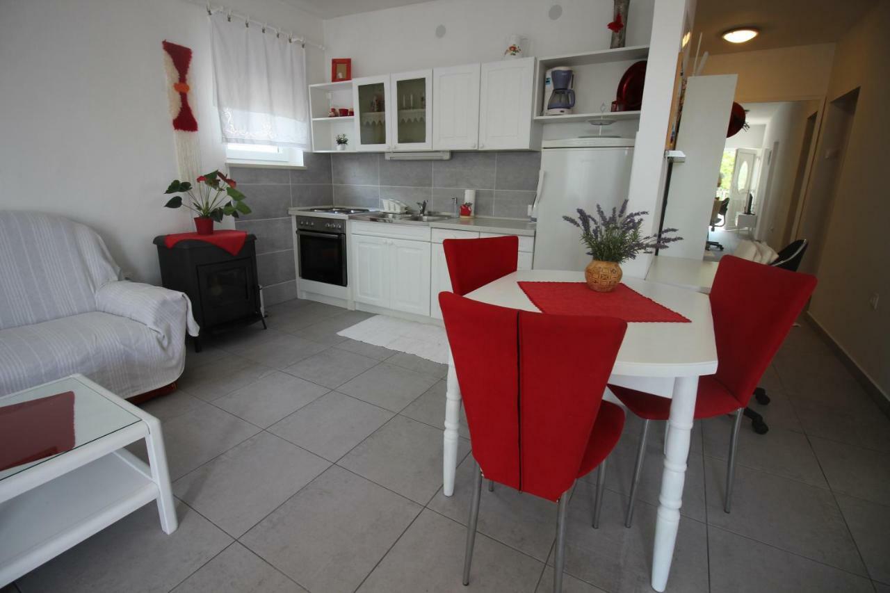 Apartment Vanda Novi Vinodolski Bagian luar foto